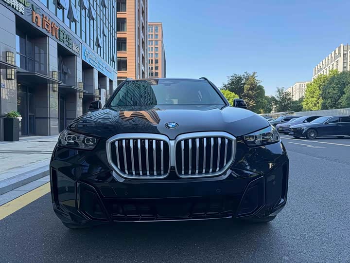2025 BMW X5 2023 xDrive 30Li Exclusive M Sports Night Package