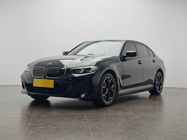 2024 BMW i3 2024 eDrive 40L Night Package