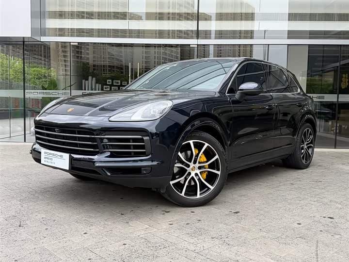 2022 Cayenne 2019 Cayenne 3.0T