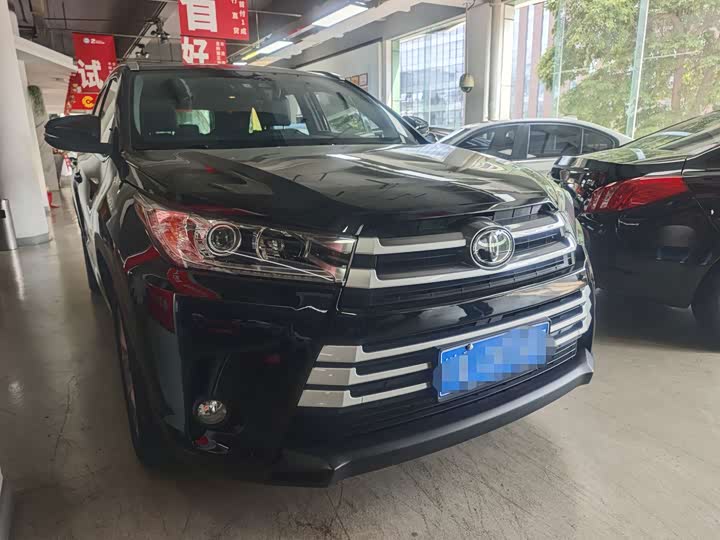Model 2.0T AWDLuxury Edition 7