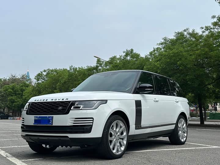 Range Rover 2022 3.0 L6 400PS Legendary Extended Classic Edition