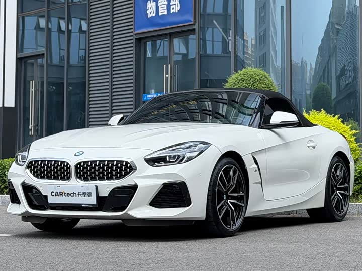 BMWZ4 2022 Model sDrive 25i M Sports Package