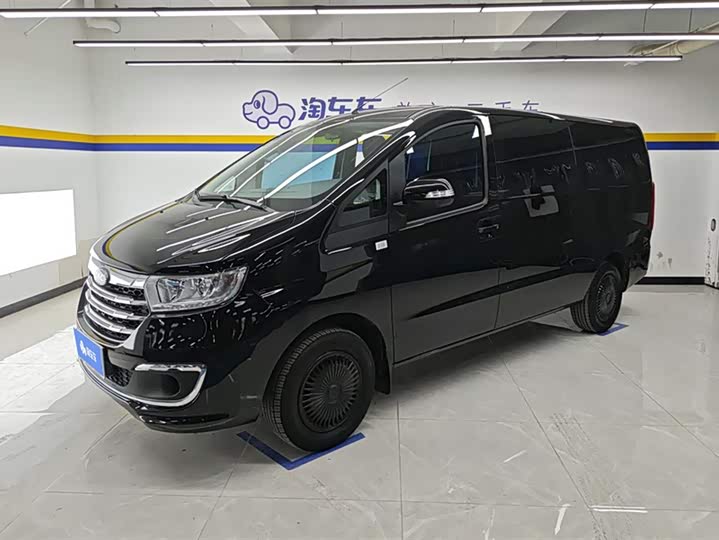 2025 Refine M3 2023 PLUS 1.5T 7/8-Seater Comfort Edition