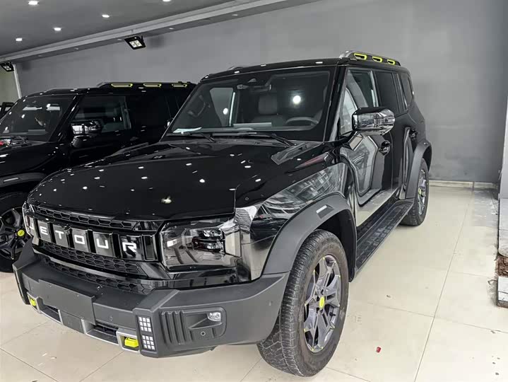 Jietu Traveler 2023 2.0T four-wheel drive crossover PRO