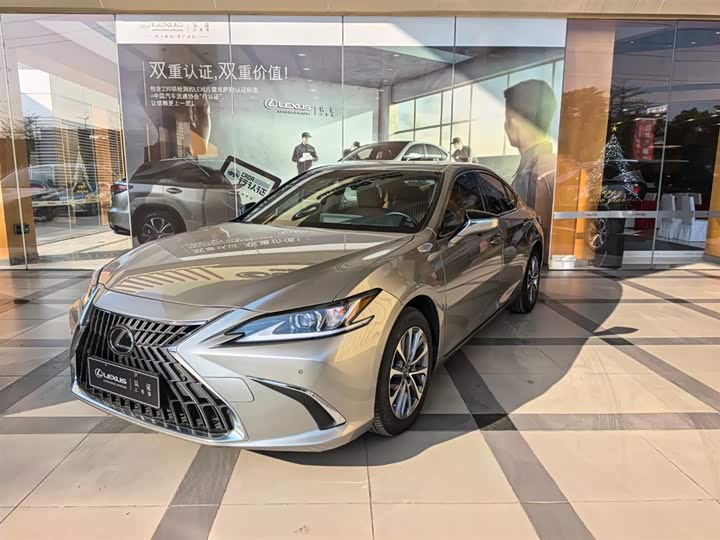 Lexus ES 2022 200 Excellence Edition