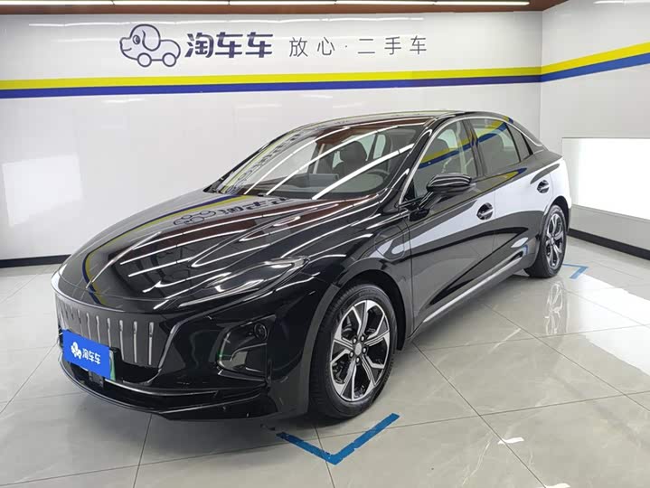 Hongqi E-QM5 2023 Facelift Basic Travel Edition