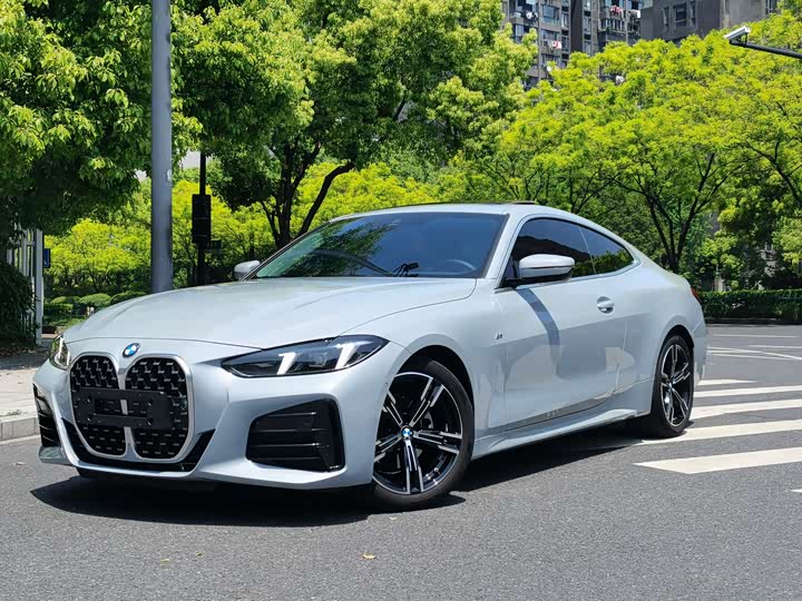 2024 BMW4 Series 2024 Model 425i M Sports Package