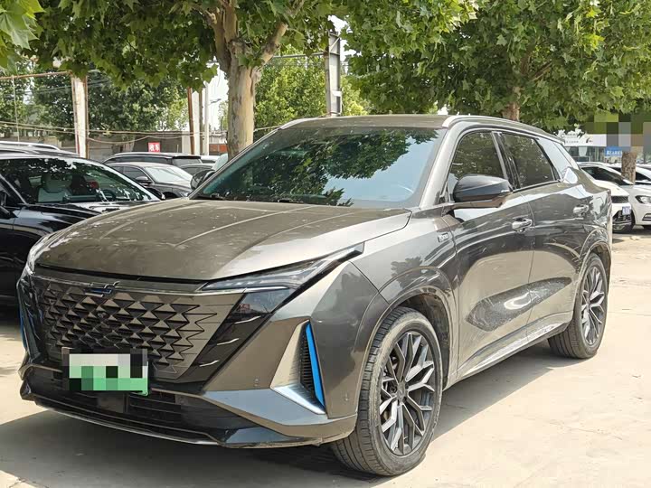 Changan Auchan Z6 New Energy 2023 Model Smart Electric iDD 150KM Flagship PLUS Smart Parking Edition