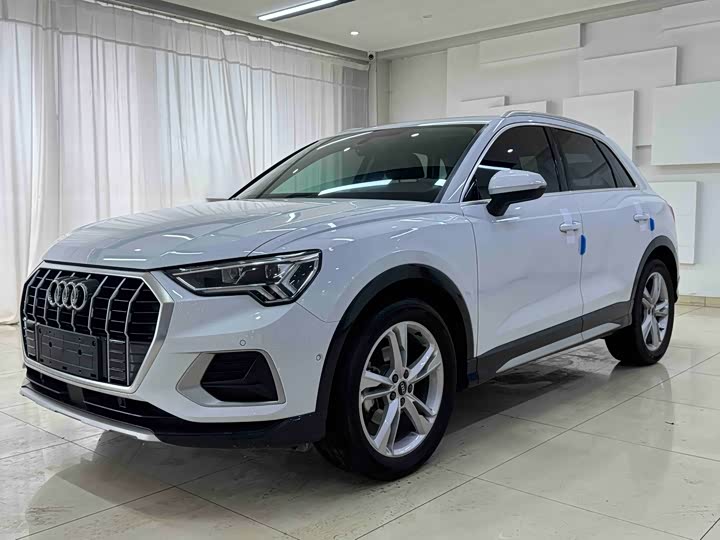 2021 Audi Q3 2022 35 TFSI Fashionable and Dynamic