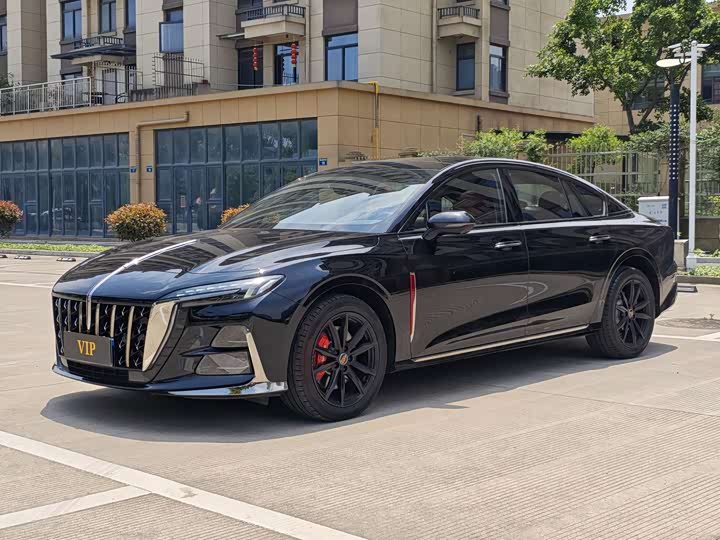 Hongqi H6 2025 Model 2.0T Zhishang Edition