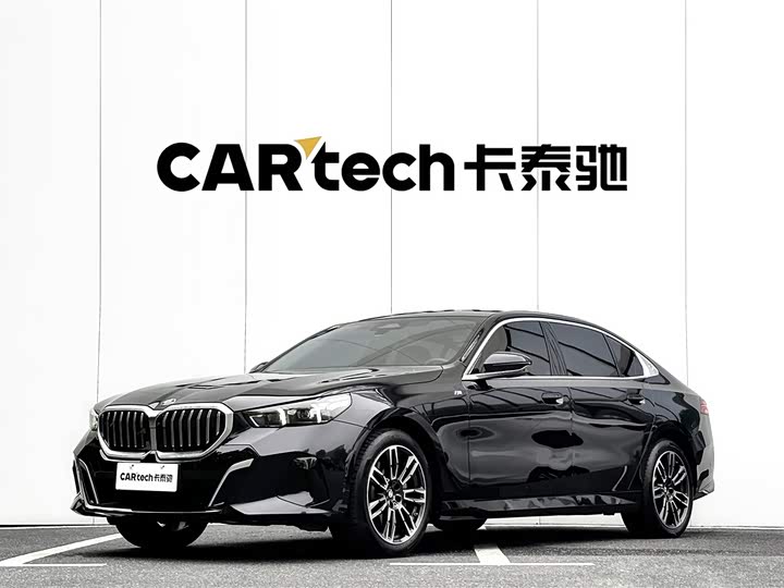 2024 BMW 5 Series 2024 530Li Leading M Sports Package