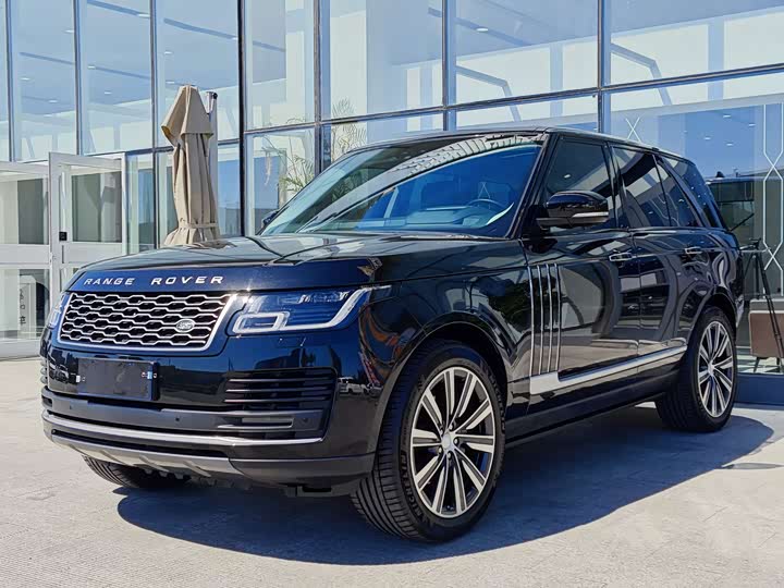 Range Rover 2022 3.0 L6 360PS Legacy Edition