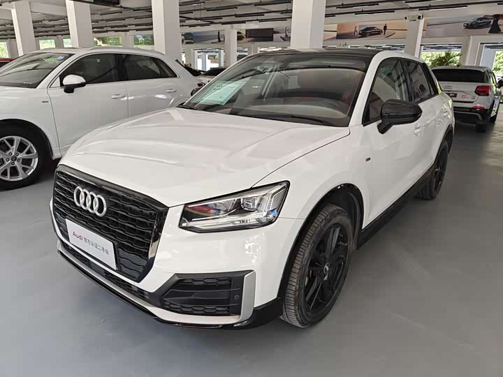 Audi Q2L 2021 model 35 TFSI aggressive dynamic model