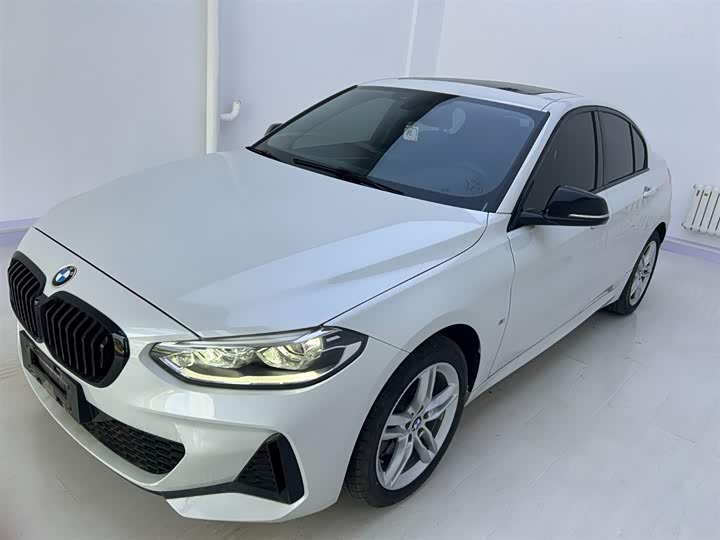 BMW 1 Series 2022 120i M Sports Night Edition