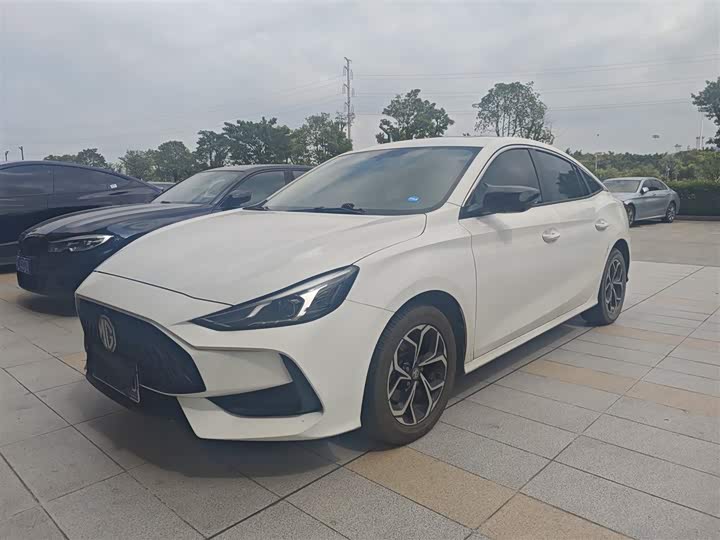 MG5 2021 180DVVT CVT Youth Deluxe Edition