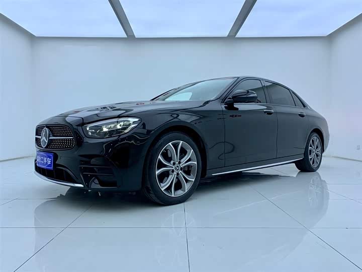 Mercedes-Benz E-Class 2023 E 300 L Sporty and Fashionable