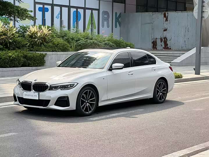 2022 BMW 3 Series 2022 320Li M Sports Package