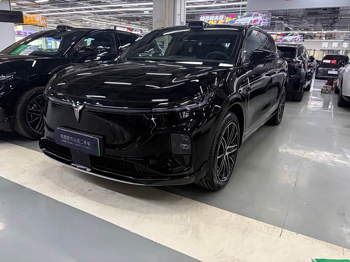 Lantu Zhiyin 2025 AWD Qiankun Edition