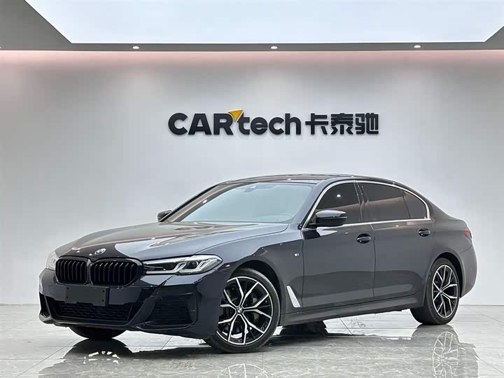 2022 BMW 5 Series 2022 530Li Exclusive M Sports Package