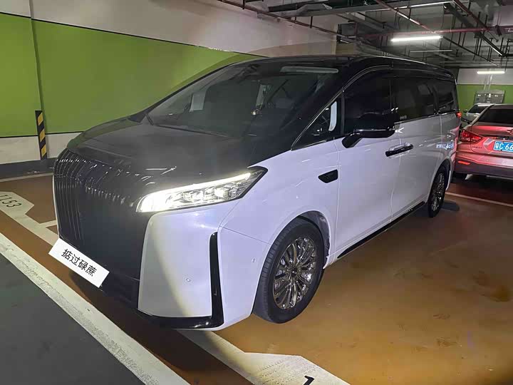 Wei brand Alpine 2023 four-wheel drive flagship version