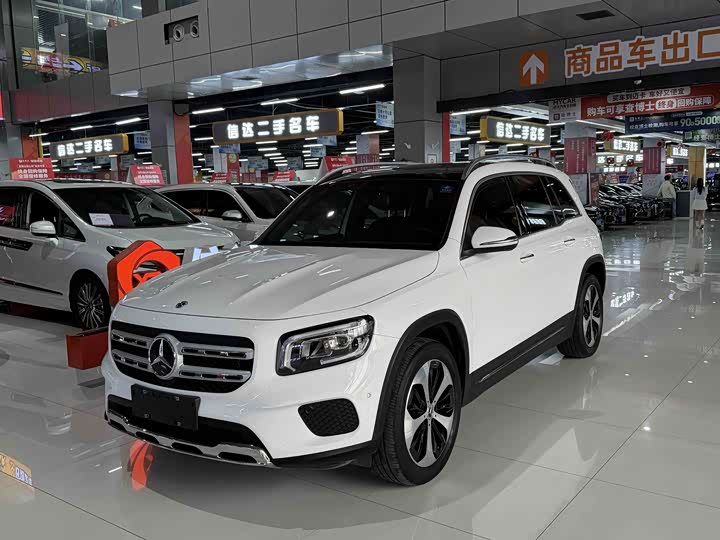 2023 Mercedes-Benz GLB 2023 GLB 220 Fashion Model