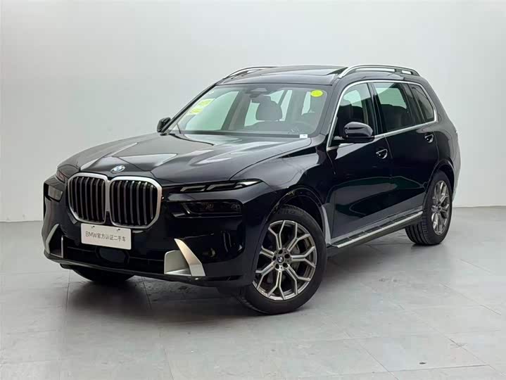 BMW X7 2023 xDrive40i Luxury Package