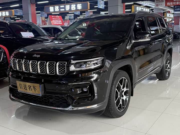 Commander 2022 2.0T two-wheel drive luxury version