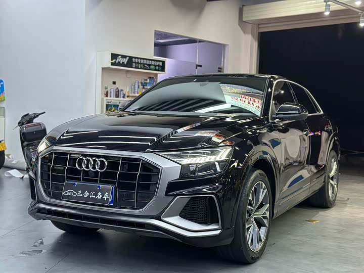 Audi Q8 2021 55 TFSI Premium Dynamic Model