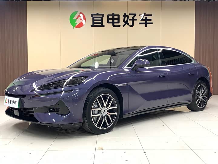 Denza Z9 2024 1100km four-wheel drive Max version