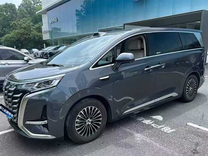 Denza D9 2025 DM-i Intelligent Driving Edition 1020 AWD Premium