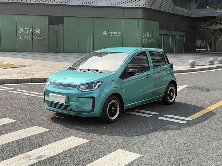 Huaxianzi 2021 model 302km fashion model 31.4kWh