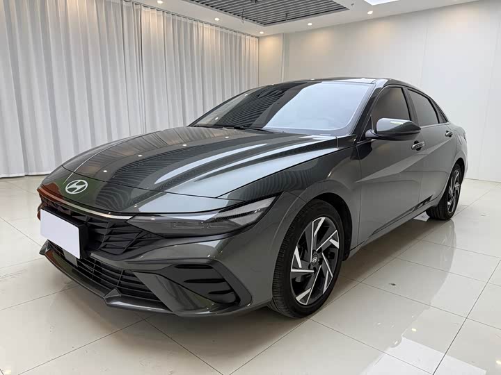 Elantra 2023 1.5L CVT LUX