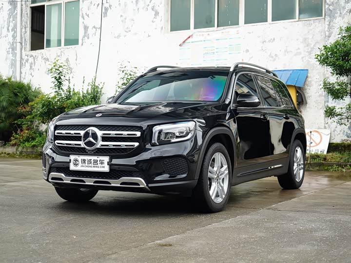 Mercedes-Benz GLB 2022 GLB 200 Fashion Model
