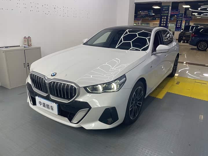 BMW 5 Series 2024 530Li Luxury M Sport Package
