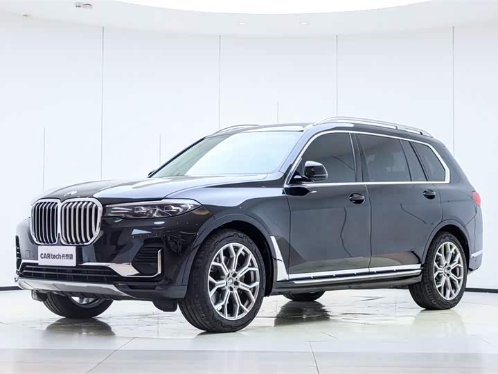 BMW X7 2022 xDrive40i Leading Luxury Package