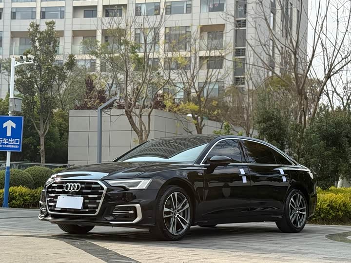 Audi A6L 2023 40 TFSI Luxury Dynamic