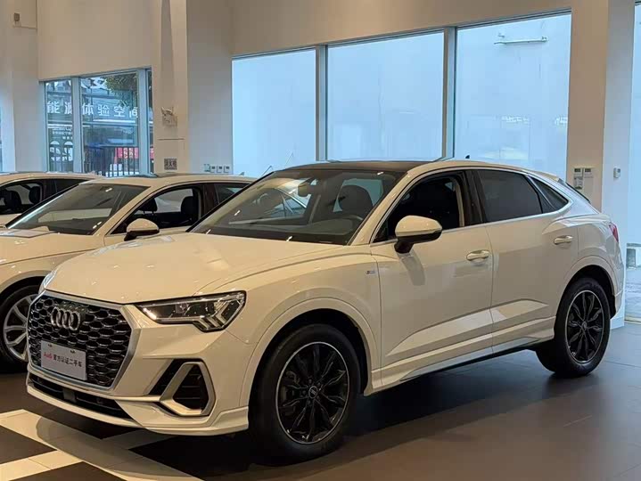Audi Q3 Sportback 2021 40 TFSI Lifestyle Edition