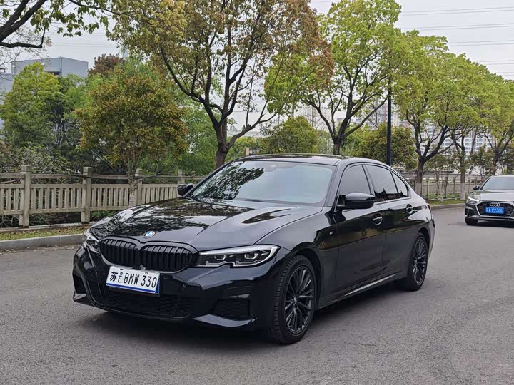 BMW 3 Series 2021 325Li M Sports Night Package