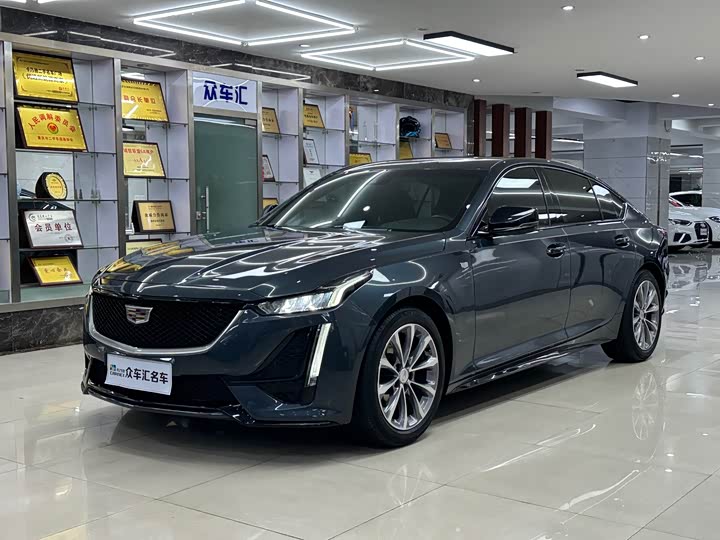 Cadillac CT5 2020 28T leading sports model