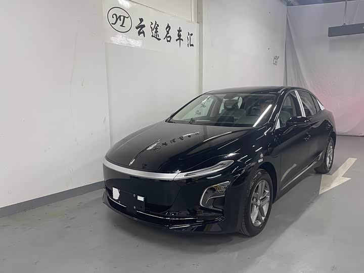 Hongqi E-QM5 2026 500km Times Travel Edition