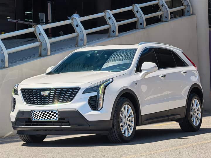 Cadillac XT4 2022 28T two-wheel drive fashion model