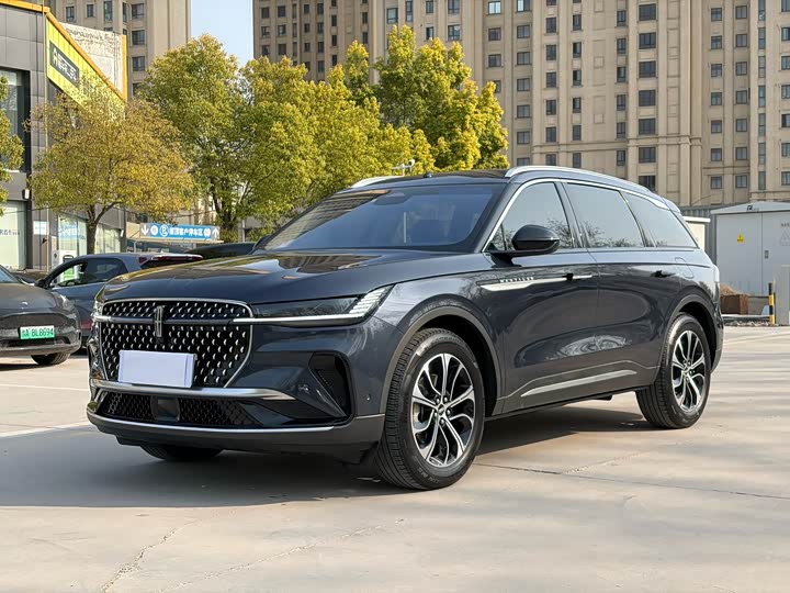 Nautilus 2023 2.0T AWD Presidential