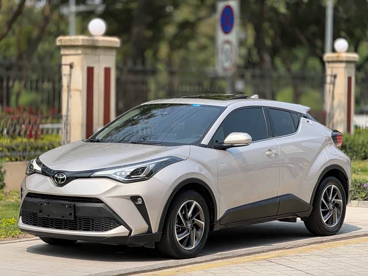 Toyota C-HR 2021 2.0L Luxury Edition