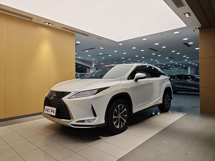 Lexus RX 2020 300 FWD Elite China VI