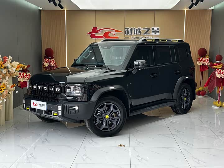Jietu Traveler 2023 2.0T four-wheel drive crossover PRO