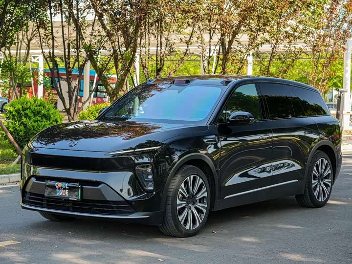 NIO ES8 2024 75kWh Executive Edition
