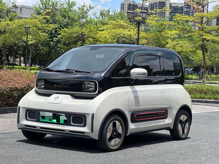Baojun KiWi EV 2022 Artist’s Light Edition Lithium Iron Phosphate