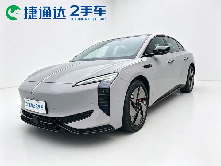 Hongqi EH7 2025 640 four-wheel drive smart version