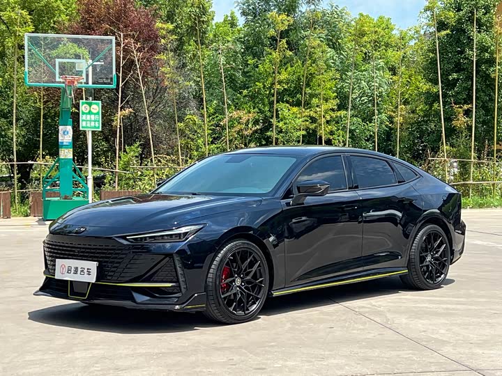 Changan UNI-V 2022 1.5T sports version