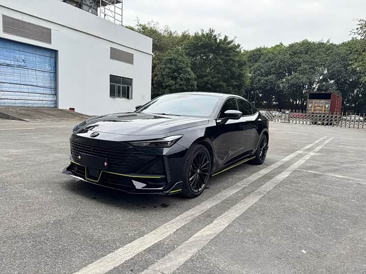 Changan UNI-V 2022 1.5T sports version
